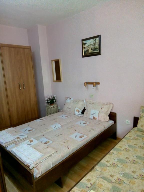 Апартамент Панорамна Гледка Tryavna Exterior photo